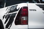 Toyota Hilux SR Challenge Double Cab 2017 года (LA)